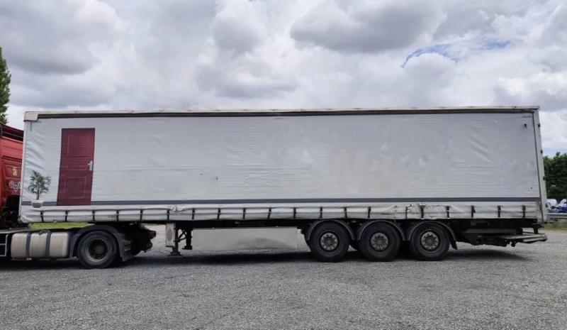 Semirimorchio Fruehauf HAYON élévateur, bâche