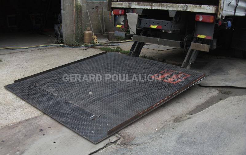 Camion Renault 370 dxi porteur PLSC Rideaux coulissants PLSC (tautliner)