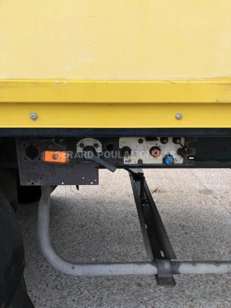 Semi-remorque Kögel PORTE FIT Fourgon