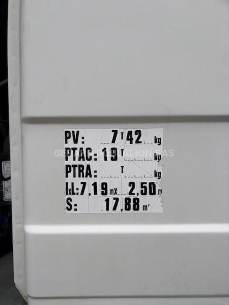 Camion Volvo FL Citerne Hydrocarbures