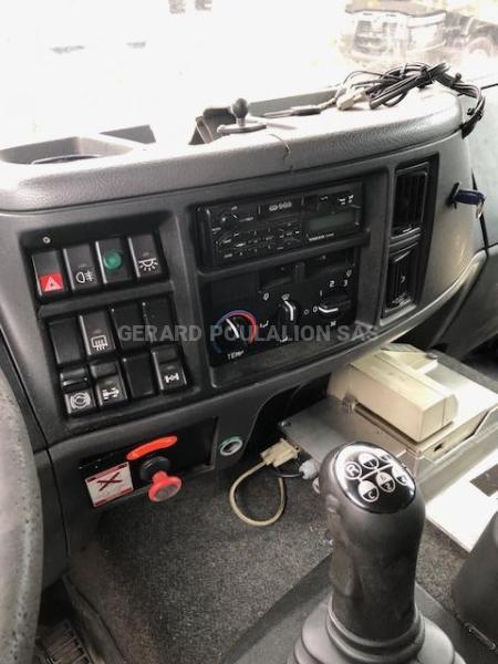 Camion Volvo FL Citerne Hydrocarbures