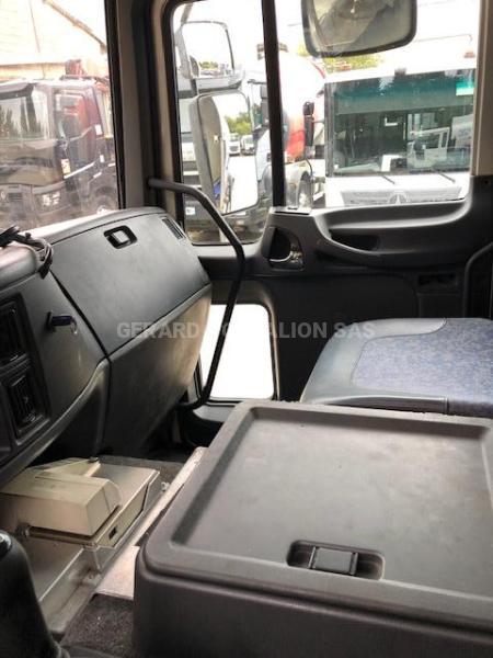 Camion Volvo FL Citerne Hydrocarbures