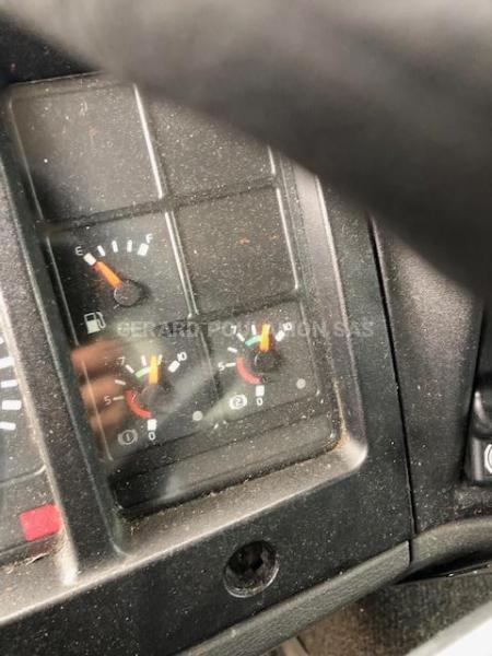 Camion Volvo FL Citerne Hydrocarbures