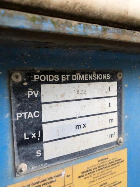 Semi-remorque Fruehauf porte hydraulique