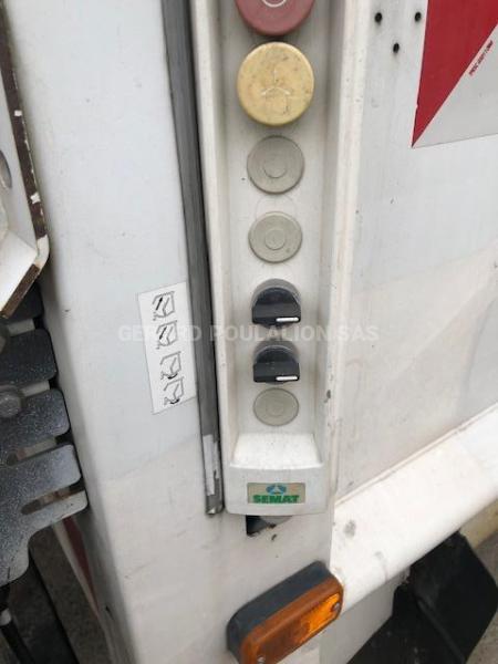 Engin de voirie Mercedes Actros 2532 Camion benne à ordures ménagères