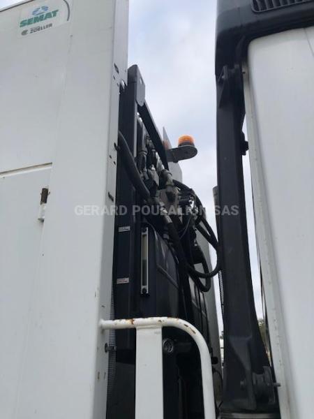 Engin de voirie Mercedes Actros 2532 Camion benne à ordures ménagères