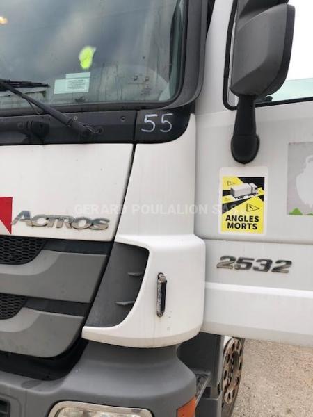 Engin de voirie Mercedes Actros 2532 Camion benne à ordures ménagères