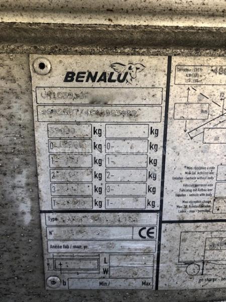 Semi-remorque Benalu benne avec la bâche éléctrique, CUL et PORTES HYDRAULIQUES Benne Benne TP