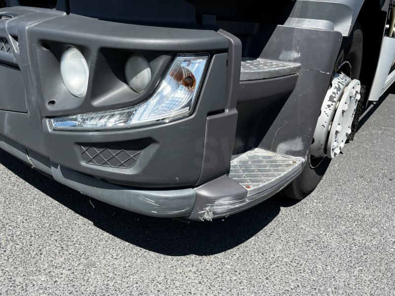 Camion Renault 280 E6 D18 4X2