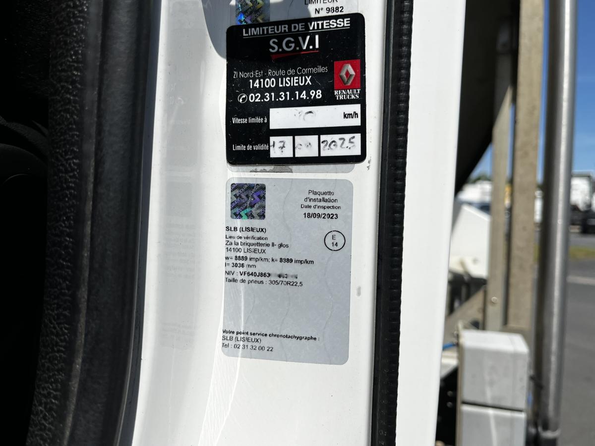 Camion Renault 280 E6 D18 4X2