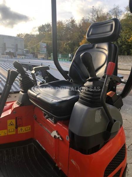 Pelle Kubota U15-3 VHG Canopy 1T5  sur chenilles AVEC 3 GODETS Mini-pelle