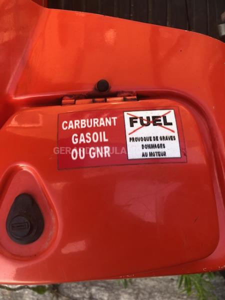 Pelle Kubota U15-3 VHG Canopy 1T5  sur chenilles AVEC 3 GODETS Mini-pelle