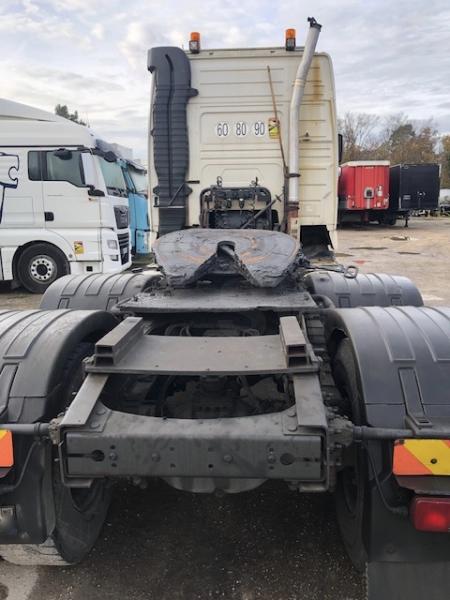 Tracteur Volvo FH 600 AUTRE POIDS: 155T