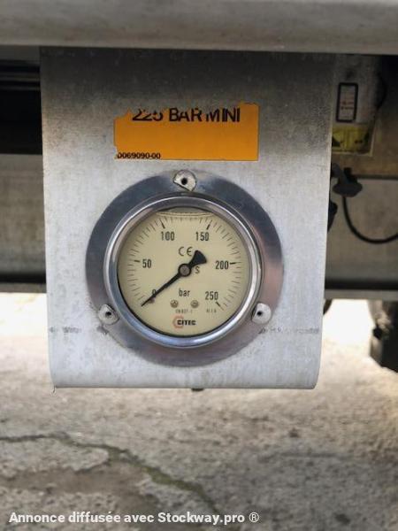 Photo Benalu JUMBOLINER fond mouvant  image 30/41