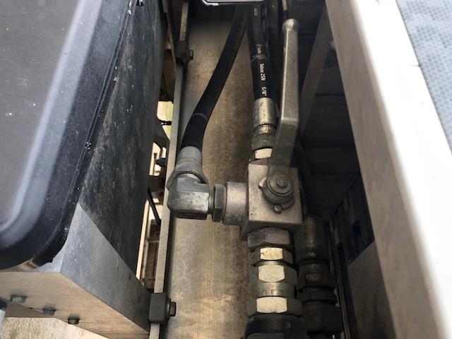 Semi-remorque Benalu JUMBOLINER fond mouvant