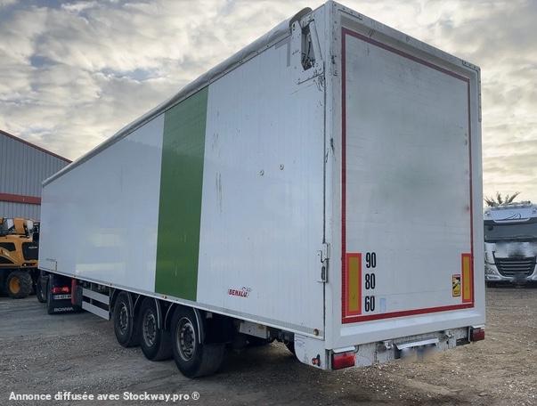 Photo Benalu JUMBOLINER fond mouvant  image 4/41