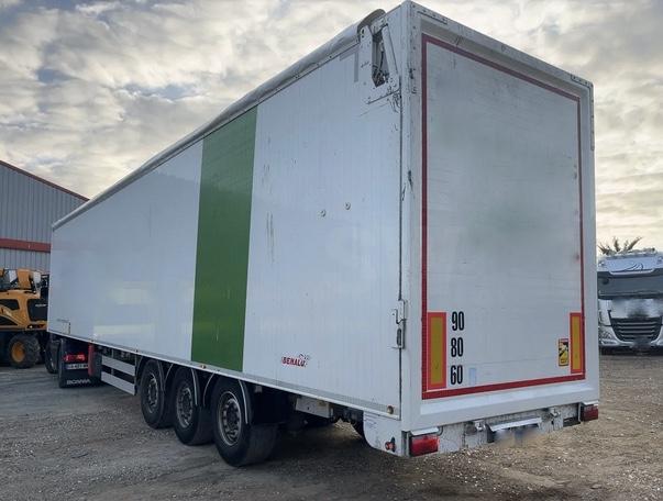 Semi-remorque Benalu JUMBOLINER fond mouvant