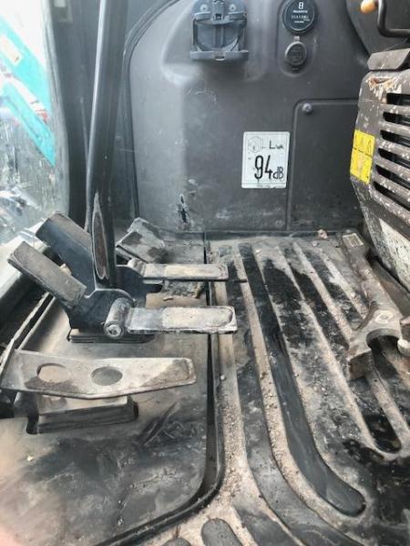 Pelle Case CX50B ZTS