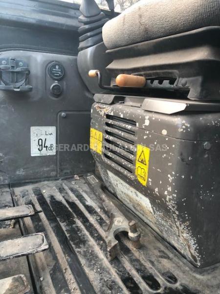 Pelle Case CX50B ZTS AVEC 3 GODETS Mini-pelle