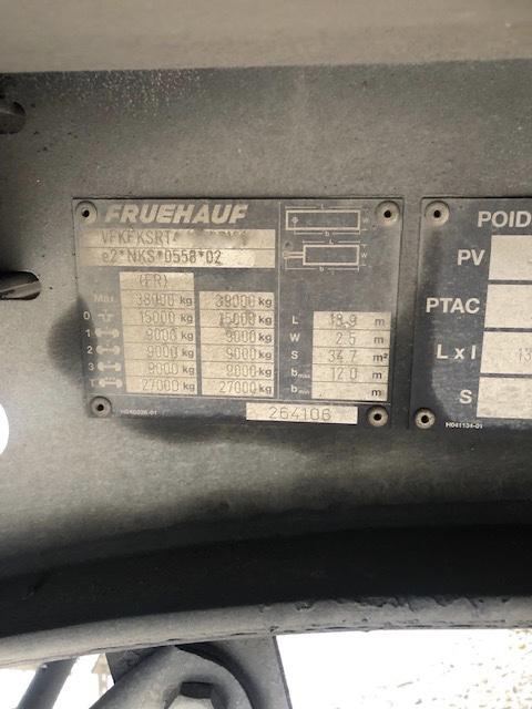 Semi-remorque Fruehauf 3 essieux