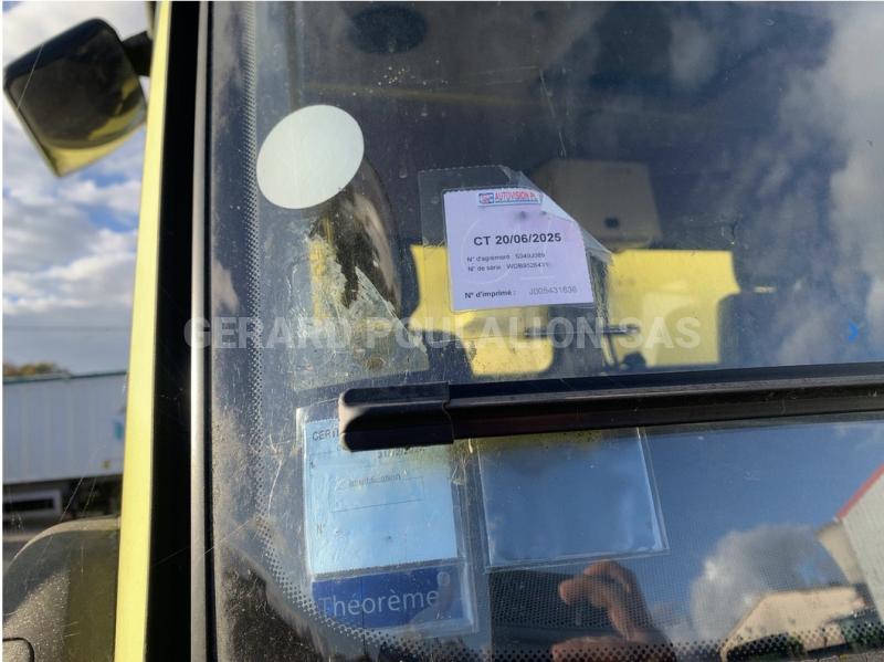 Engin de voirie Mercedes Atego 2628 AVEC SALEUSE GILETTA Camion saleuse