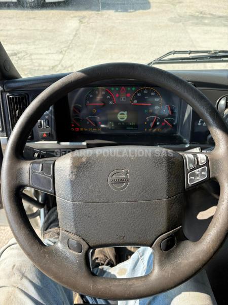 Camion Volvo FM 370 eeV Multibenne