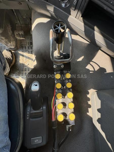 Camion Volvo FM 370 eeV Multibenne