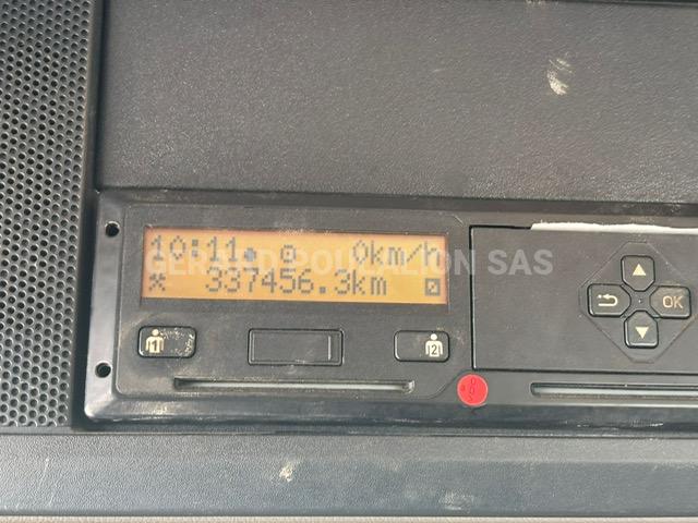 Camion DAF DALBY BRAS HYDRAULIQUE essieu 3 relevable Polybenne