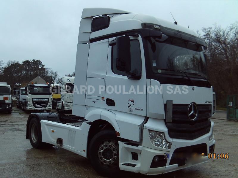 Tracteur Mercedes Actros 1843