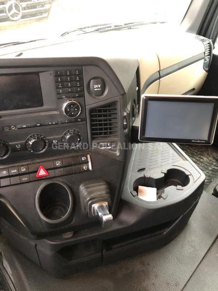 Tracteur Mercedes Actros 1843