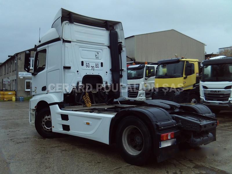 Tracteur Mercedes Actros 1843