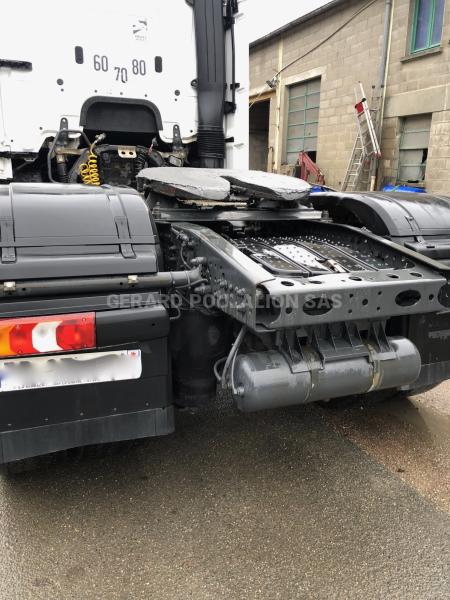 Tracteur Mercedes Actros 1843