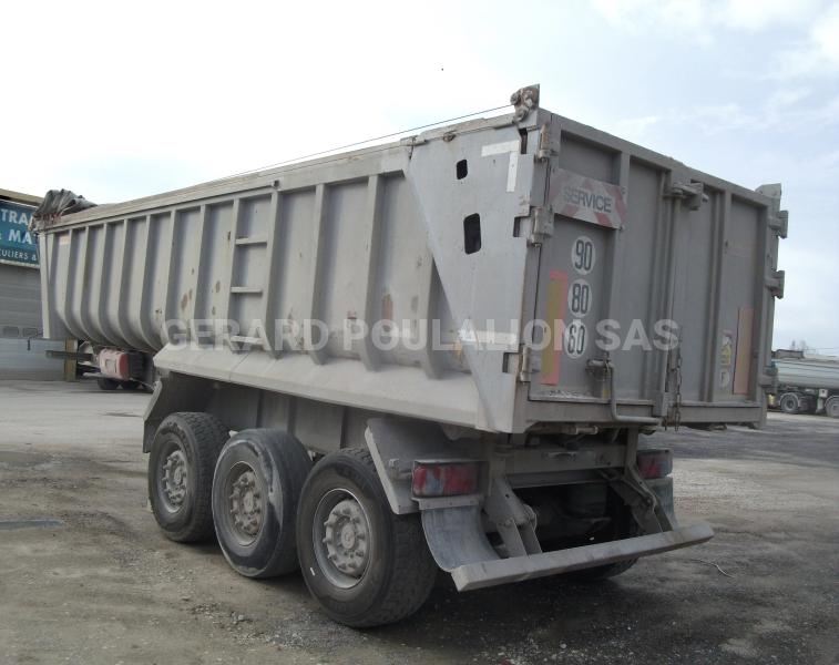 Semi-remorque Fruehauf BÂCHE manuelle 3 ess. Benne Benne arrière