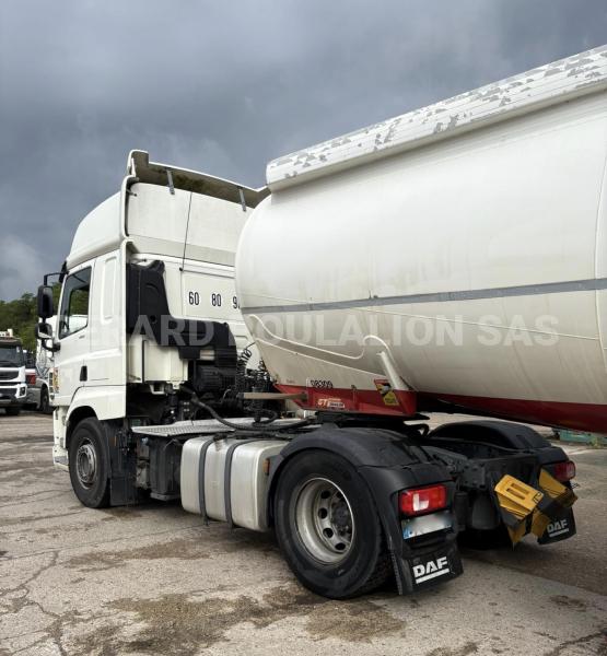 Tracteur DAF CF 460 FT