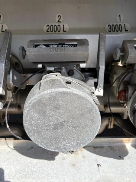 Camion Renault PREMIUM 450 dxi CIT. MAGYAR CARB LEG 15000L 5 CPTM Citerne Hydrocarbures