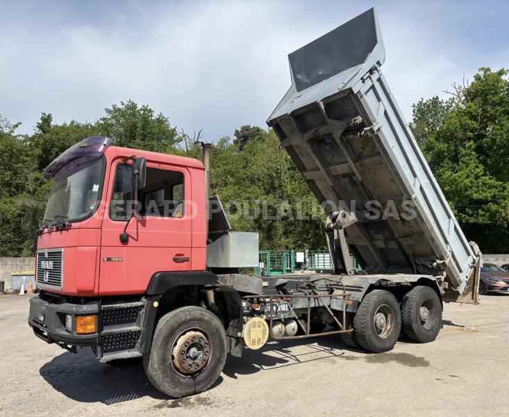Camion MAN 33.322 Benne Bi-benne