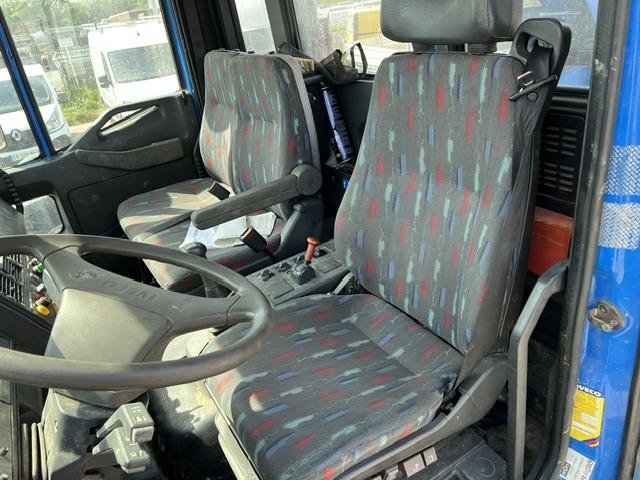 Camion Iveco VASP NACELLE 18M
