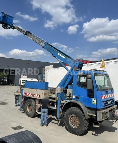Camion Iveco VASP NACELLE 18M 4x4 Véhicules spéciaux Nacelle