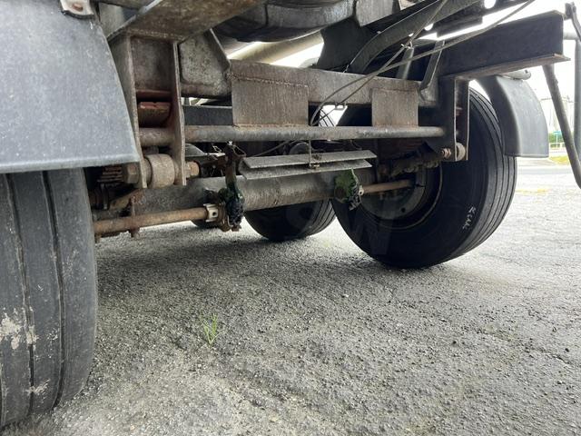 Semi-remorque Eta CIT ALIM 23000 L 1 cptm 3 ess.