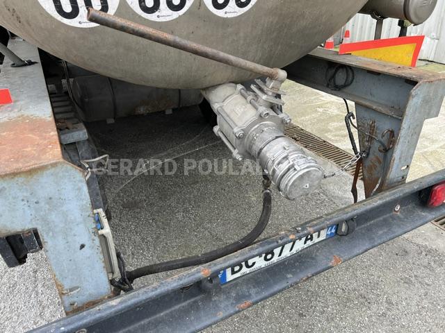 Semi-remorque Eta CIT ALIM 23000 L 1 cptm 3 ess. Mono compartiment, 1 trappe d'accès haute Citerne Alimentaire