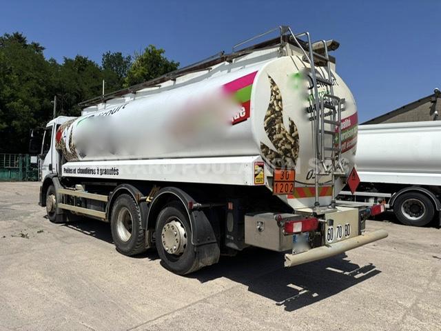 Camion Renault PREMIUM CARB LEG MAGYAR 19000 L 5 CPTM Citerne Hydrocarbures