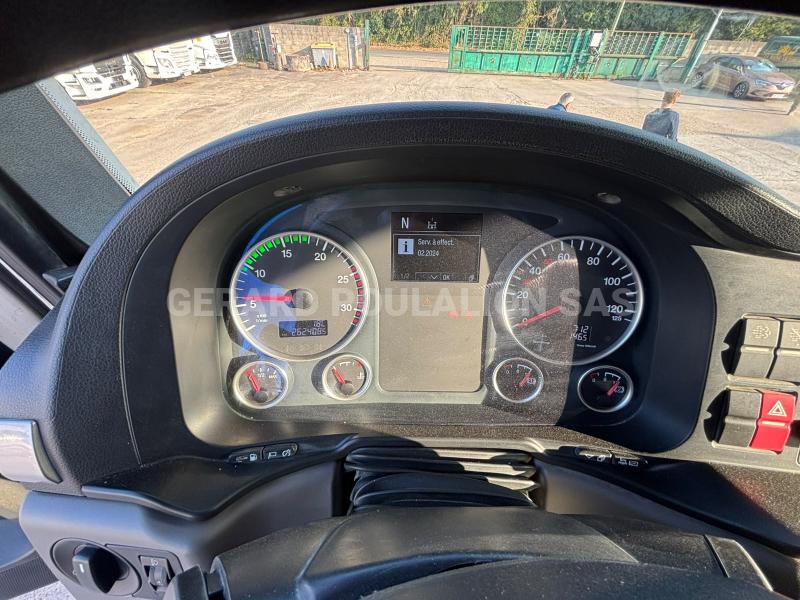 Camion MAN TGS 35.460 avec bâche Benne Bi-benne