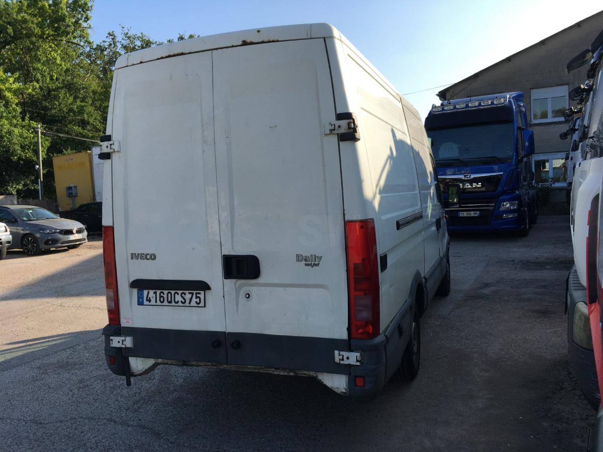 Transporter/LKW  Iveco Daily 35S13