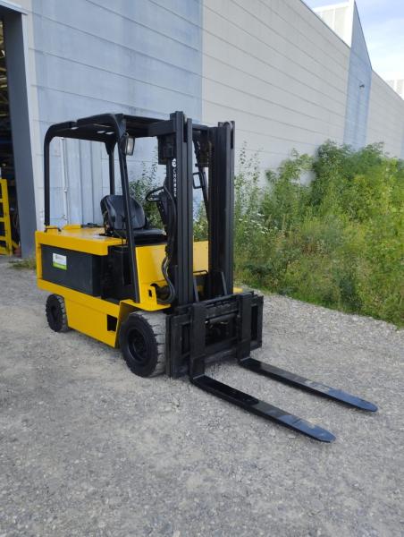 Forklift Daewoo Chariot élévateur électrique B30S