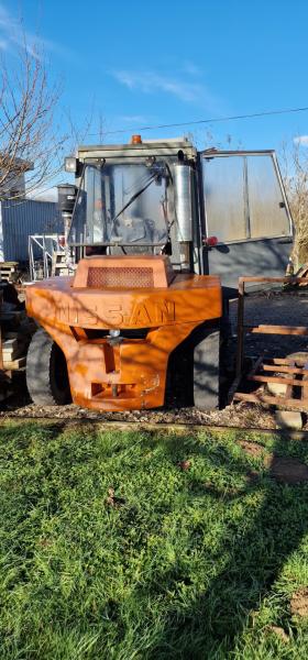 Gabelstapler  Nissan Chariot élévateur H60U