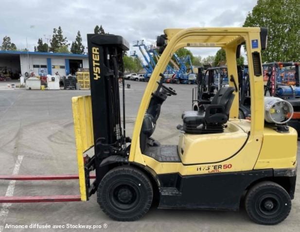 Hyster Chariot élévateur 2,5 t gaz HYSTER 