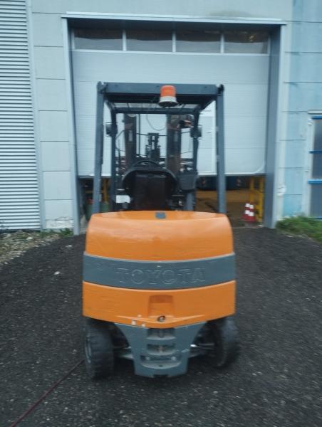 Forklift Toyota 7FBMF 30