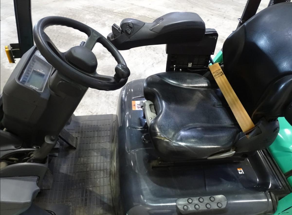 Chariot élévateur Mitsubishi FG18N