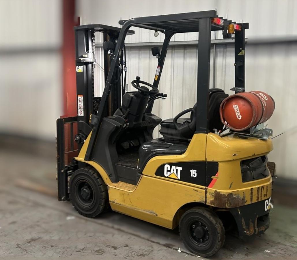 Chariot élévateur Caterpillar GP15NT