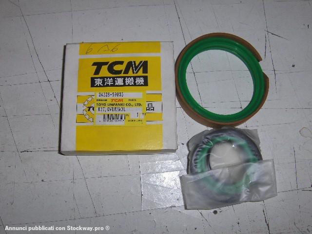 Photo TCM FD35Z6-FD40Z6 Overhaul Kit Tilt Cylinder  image 1/1